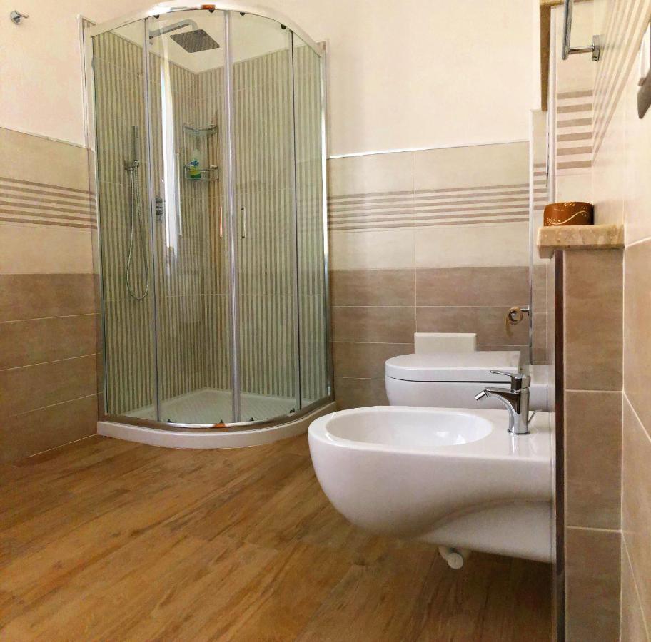Le Residenze Del Mare Monolocale N2 Apartman La Caletta Kültér fotó